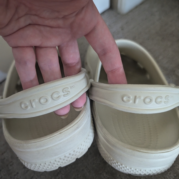 Cream Crocs - Picture 2 of 5